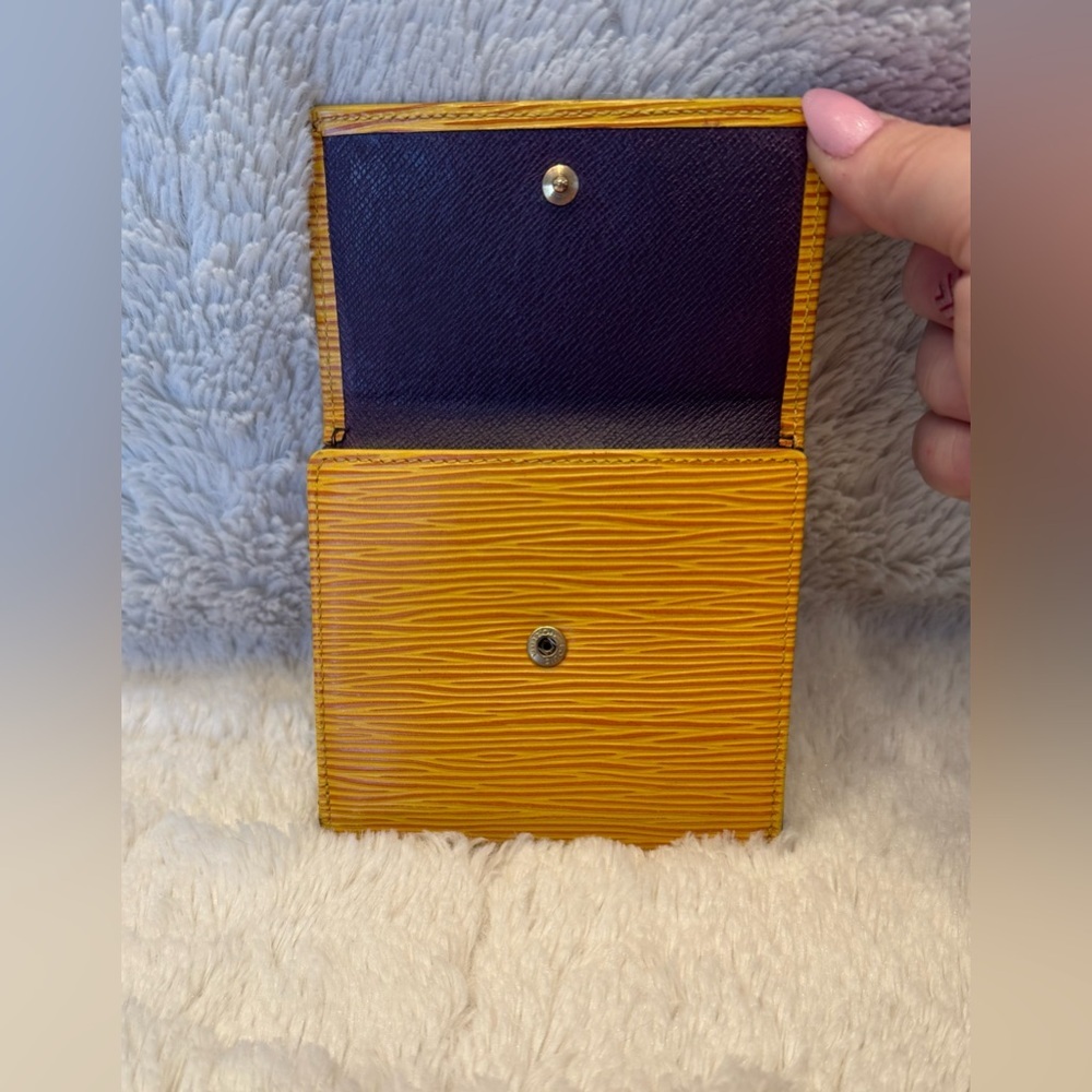 Louis Vuitton Vintage Elise Epi Leather Wallet – Yellow / Purple – 1995 - Picture 3 of 12